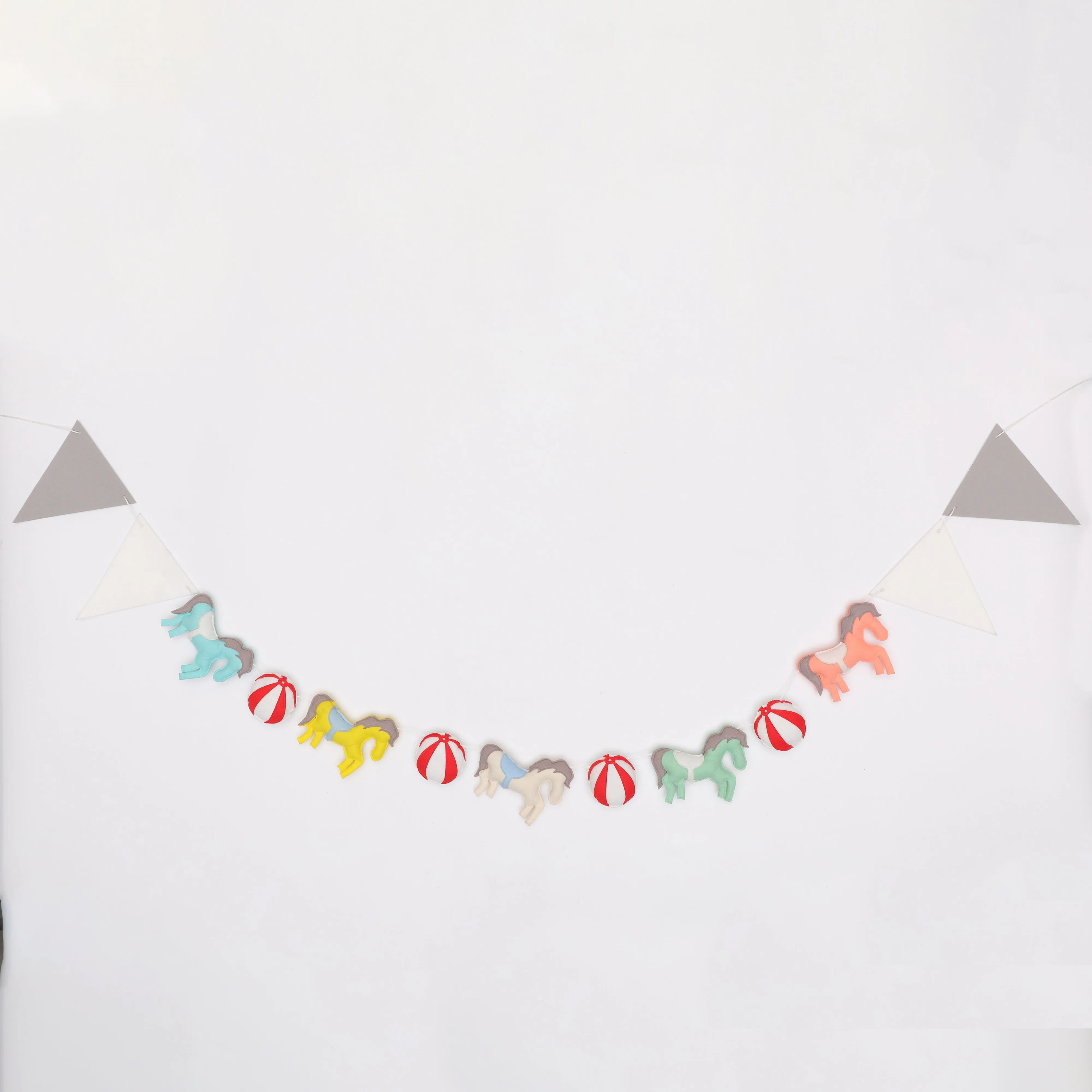 Carnival Wall Dcor Buntings